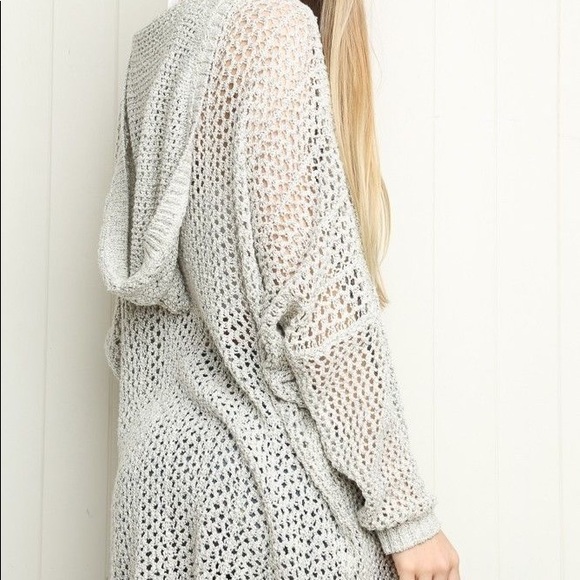 Brandy Melville Cream Knit Beachy Cardigan Rare - Picture 4 of 5